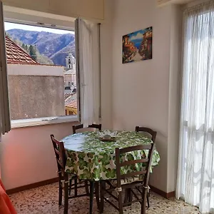 https://trilly-house.it-lombardy.com