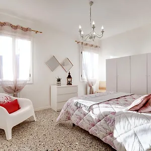 Ca' Artisti-s.margherita Venezia